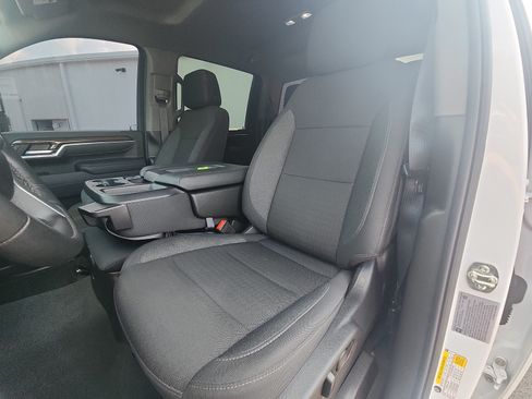 Used 2025 Chevrolet Silverado 2500 LT w/ All Star Edition AWD/4WD image 21