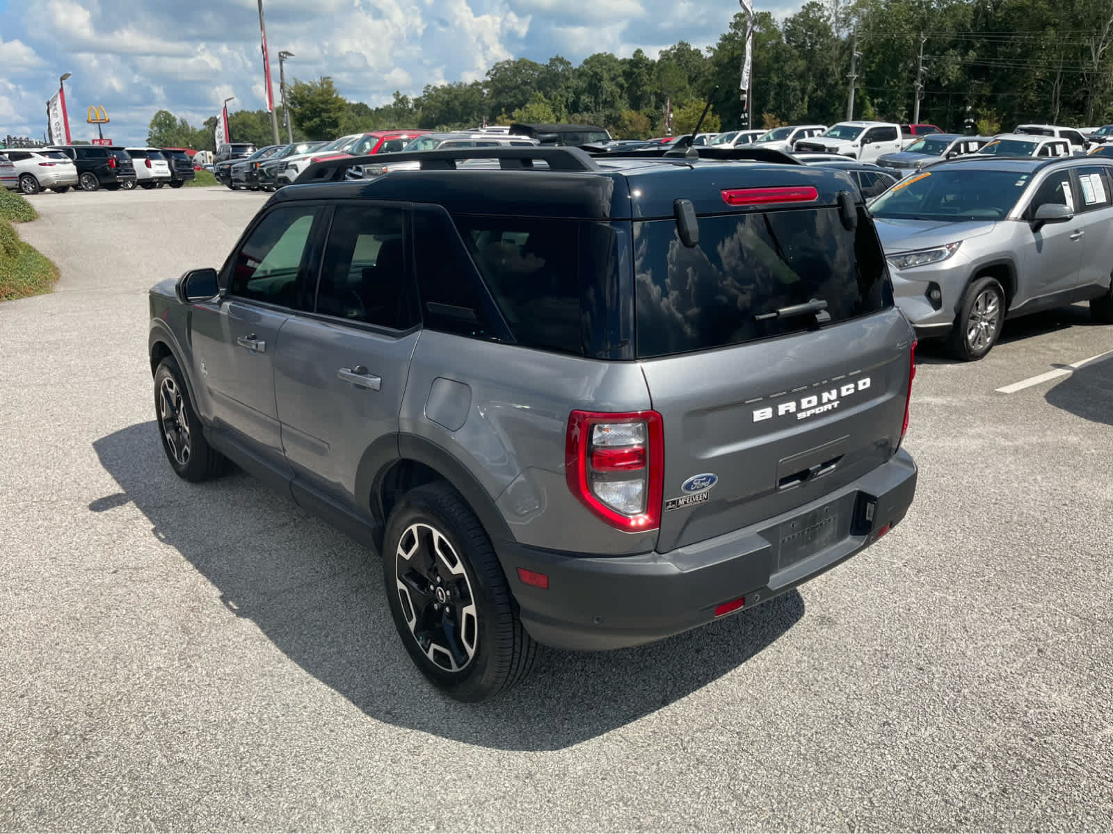 Used 2024 Ford Bronco Sport Outer Banks w/ Tech Package AWD/4WD image 7