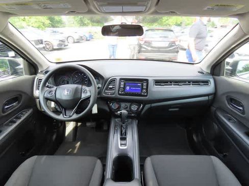 Certified 2019 Honda HR-V LX image 16