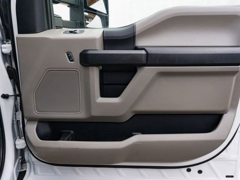 Used 2019 Ford F550 4x4 Crew Cab Super Duty image 25