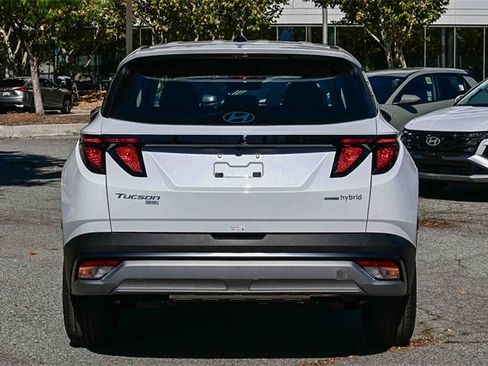 New 2026 Hyundai Tucson Blue SE image 6