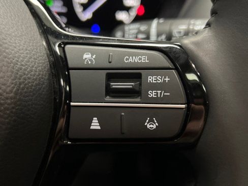 Used 2024 Honda HR-V EX-L image 28