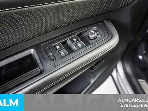 Used 2025 Volkswagen Atlas SE image 52