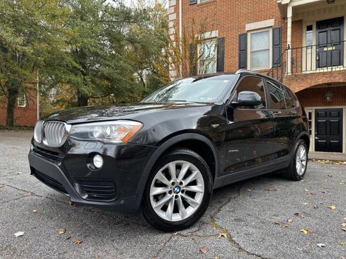 Used 2017 BMW X3 xDrive28i image 1