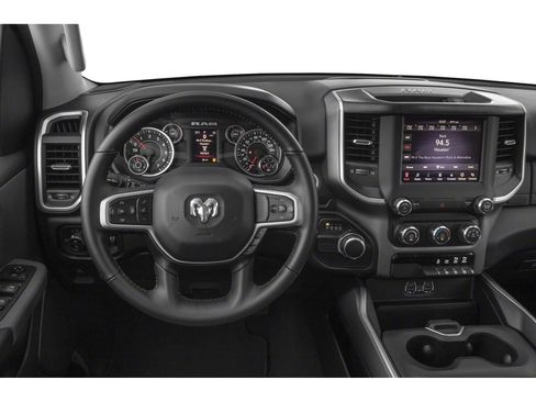 Used 2021 RAM 1500 Big Horn AWD/4WD image 4