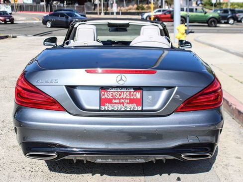 Used 2018 Mercedes-Benz SL 550 image 5