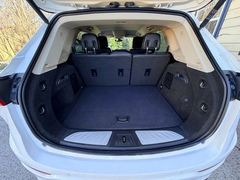 Used 2019 Buick Envision Essence image 21