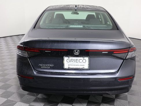 Used 2023 Honda Accord EX image 6