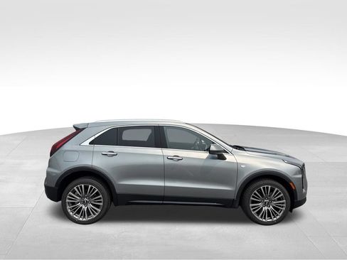 Used 2024 Cadillac XT4 Premium Luxury AWD/4WD image 5
