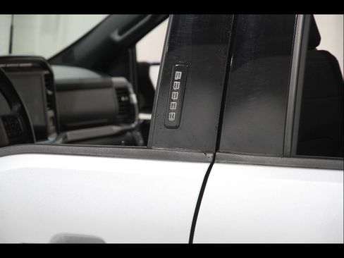 Used 2022 Ford F150 XLT w/ Equipment Group 302A High image 4