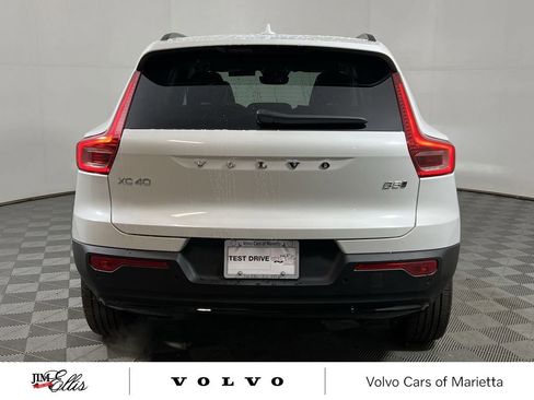New 2026 Volvo XC40 B5 Plus w/ Climate Package image 7