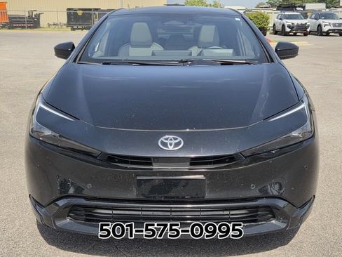 Used 2023 Toyota Prius Limited w/ Limited Premium Package AWD/4WD image 5