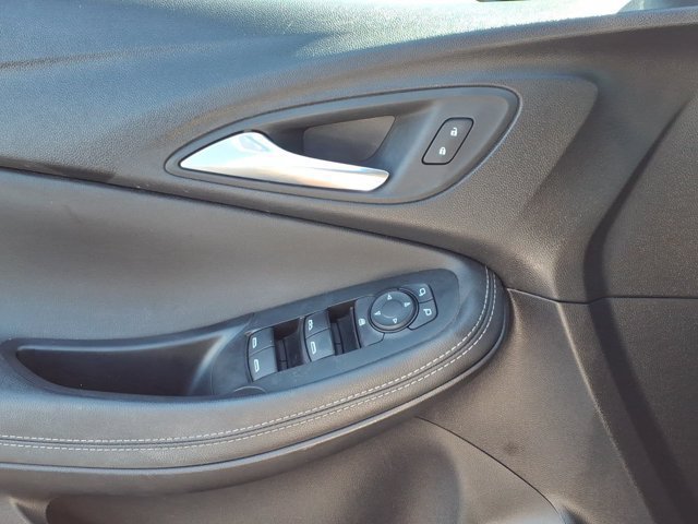 Used 2022 Buick Encore GX Select FWD image 23