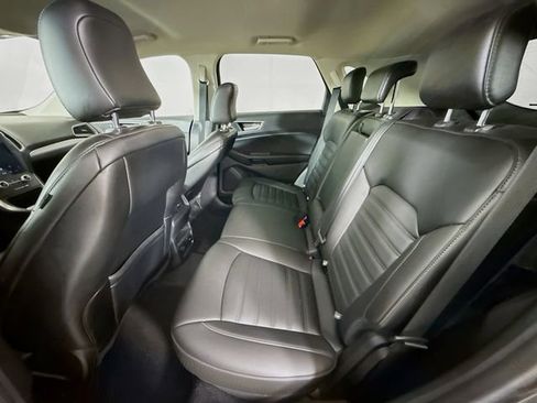 Used 2021 Ford Edge SEL w/ Convenience Package image 23