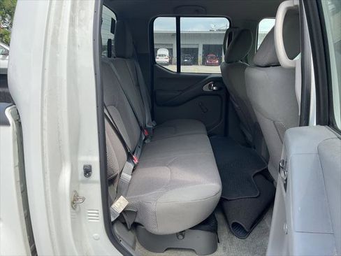 Used 2017 Nissan Frontier S w/ S Work Truck Package (4X4) image 27