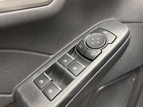 Used 2022 Ford Escape Titanium image 12