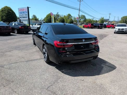 Used 2019 BMW 740i w/ M Sport Package RWD image 6