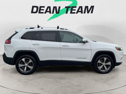 Used 2020 Jeep Cherokee Limited image 9