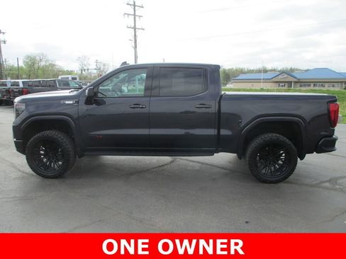 Used 2024 GMC Sierra 1500 AT4 w/ Technology Package image 10