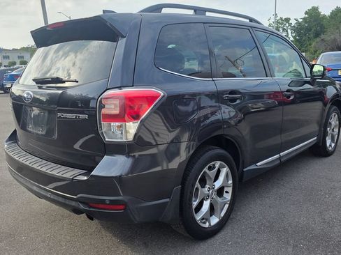 Used 2018 Subaru Forester 2.5i Touring w/ Popular Package #2 AWD/4WD image 5