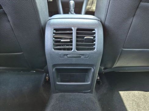 Used 2013 Volkswagen Jetta SE FWD image 15