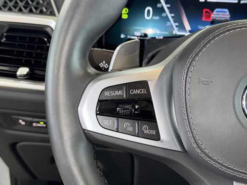 Certified 2025 BMW X6 xDrive40i image 22