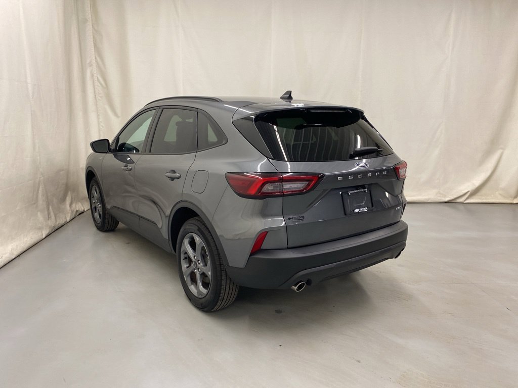 Used 2025 Ford Escape ST-Line AWD/4WD image 5