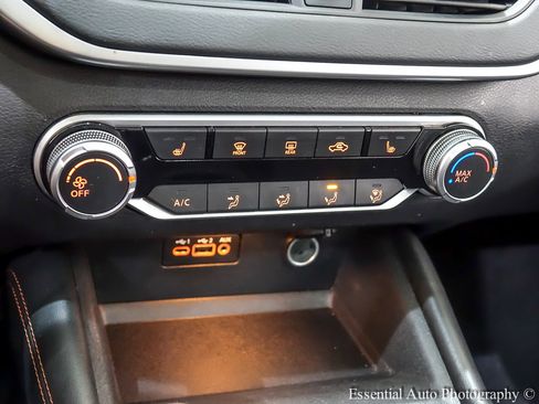 Used 2019 Nissan Altima 2.5 SR w/ SR Premium Package image 23