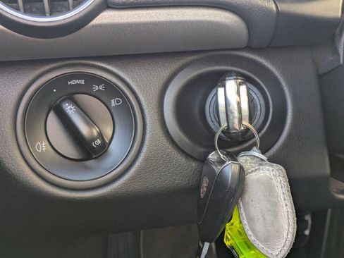 Used 2012 Porsche Boxster image 22