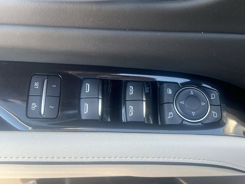 Used 2023 Cadillac Escalade ESV Sport w/ Touring Package AWD/4WD image 12