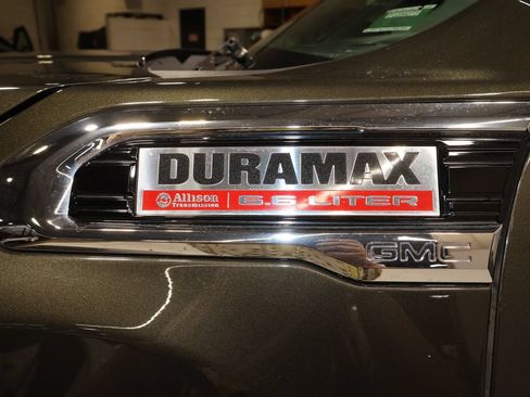 Used 2022 GMC Sierra 3500 Denali AWD/4WD image 22
