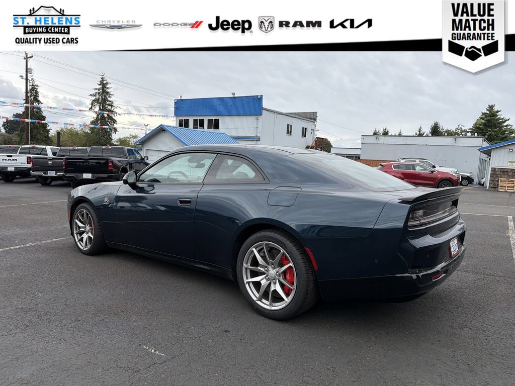 Used 2024 Dodge Charger Daytona Scat Pack w/ Plus Group AWD/4WD image 4