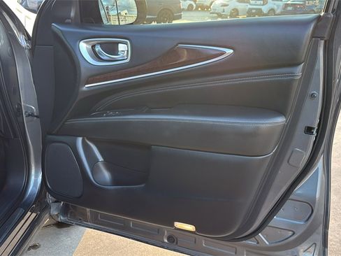 Used 2019 INFINITI QX60 Luxe w/ Sensory Package image 32