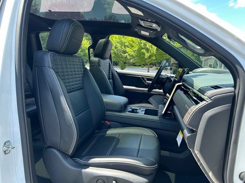 Used 2025 GMC Sierra EV Denali AWD/4WD image 47