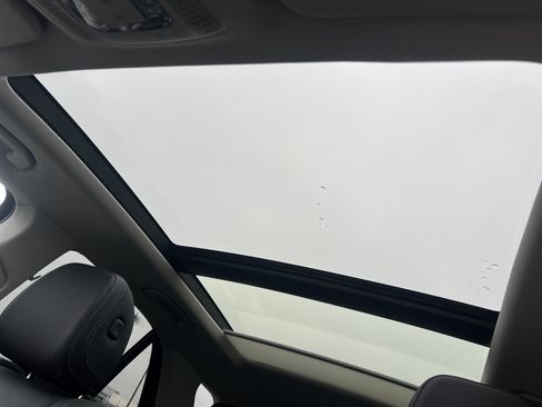 Certified 2025 Mercedes-Benz GLE 350 4MATIC image 28