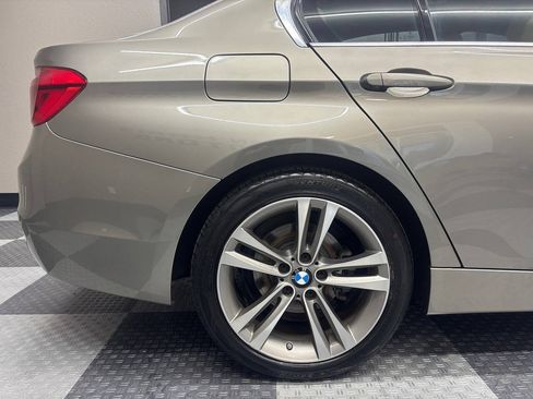 Used 2018 BMW 330i xDrive Sedan AWD/4WD image 7