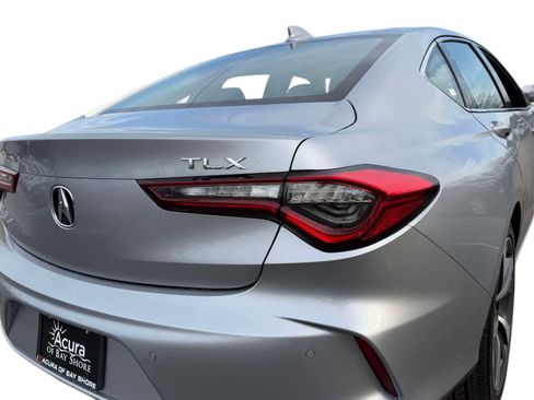 Used 2025 Acura TLX w/ Technology Package image 7