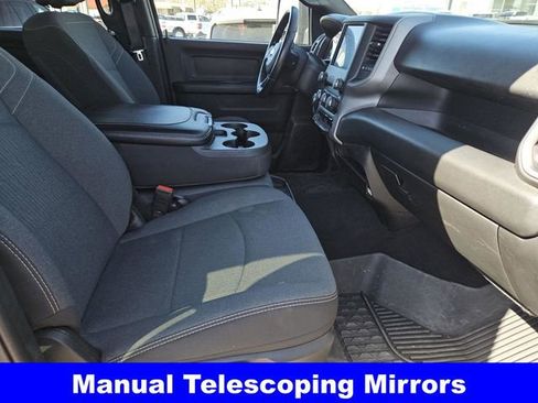 Used 2024 RAM 2500 Tradesman w/ Chrome Appearance Group image 31