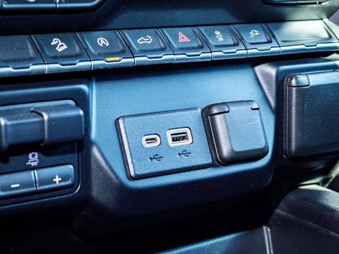 Used 2021 Chevrolet Silverado 1500 RST w/ Convenience Package II image 17