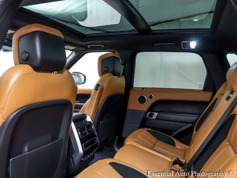 Used 2021 Land Rover Range Rover Sport HSE Dynamic image 15