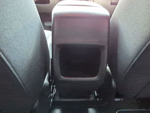 Used 2025 Chevrolet Trax RS FWD image 19
