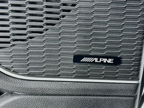 Used 2021 Jeep Grand Cherokee L Limited RWD image 19