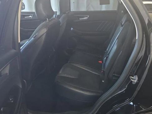 Used 2018 Ford Edge Sport w/ Technology Package image 11