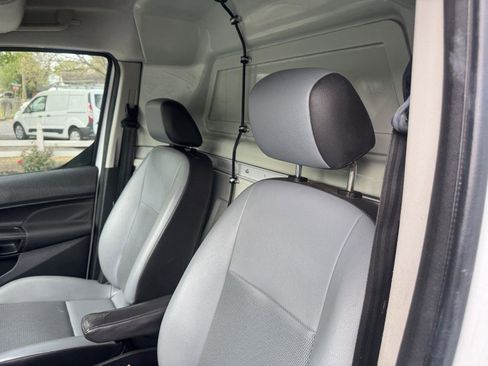 Used 2015 Ford Transit Connect XL image 6