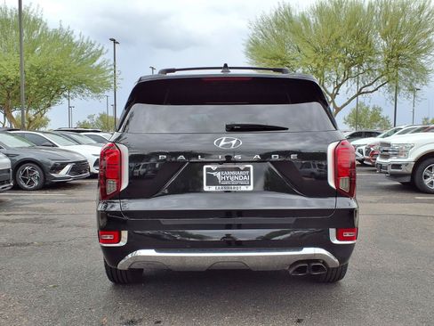 Used 2020 Hyundai Palisade Limited w/ Winter Weather Package FWD image 5