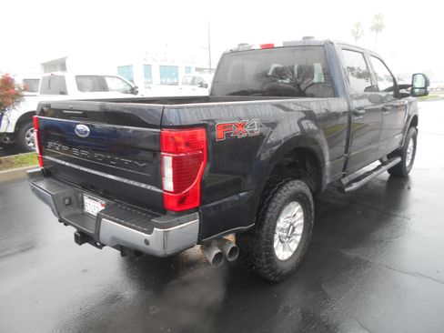 Used 2022 Ford F250 XLT w/ XLT Value Package image 5