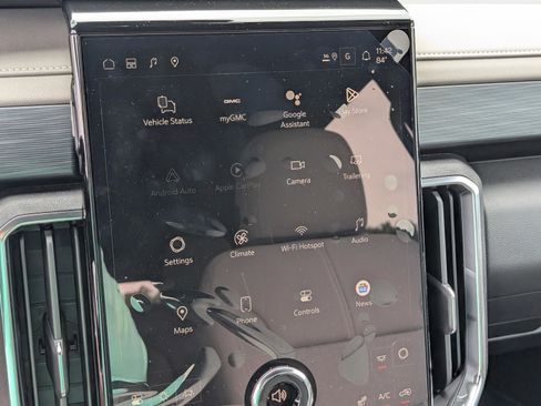 New 2026 GMC Acadia Elevation image 24