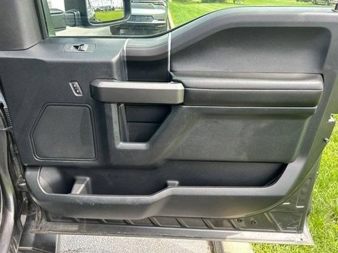 Used 2018 Ford F150 XLT w/ Equipment Group 302A Luxury AWD/4WD image 51