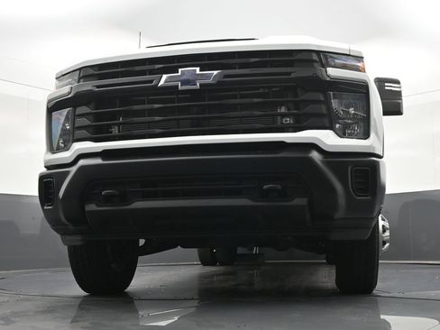 Used 2025 Chevrolet Silverado 3500 W/T AWD/4WD image 23