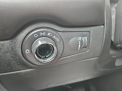 Used 2024 Dodge Durango GT AWD/4WD image 46